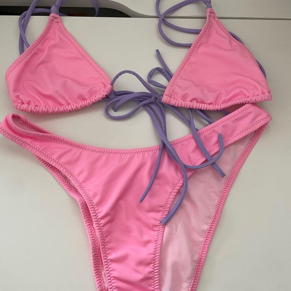 Heavy Manners bikini